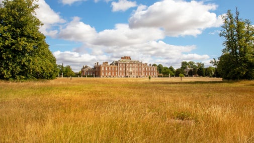 Wimpole hall with parched brown grass in front